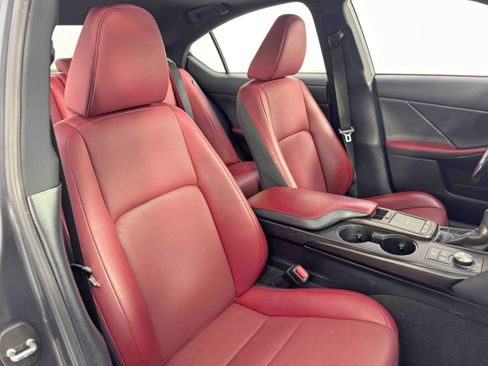 Used 2021 Lexus IS 300 w/ Comfort Package image 36