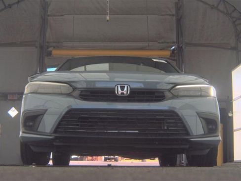 Used 2024 Honda Civic Sport image 3