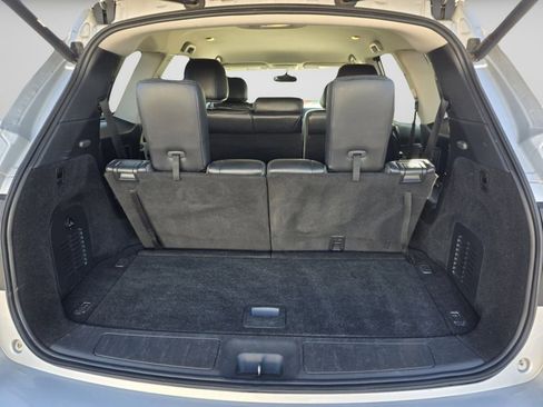 Used 2020 Nissan Pathfinder SL image 27