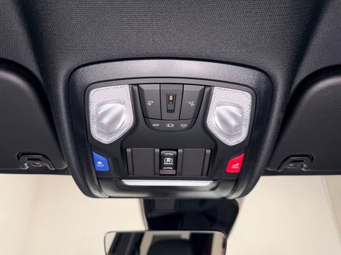New 2026 RAM 1500 Express AWD/4WD image 11