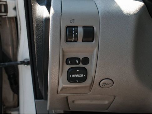 Used 2012 Subaru Forester 2.5X Premium AWD/4WD image 11