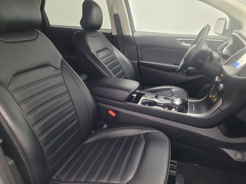 Used 2019 Ford Edge SEL w/ Equipment Group 201A FWD image 21