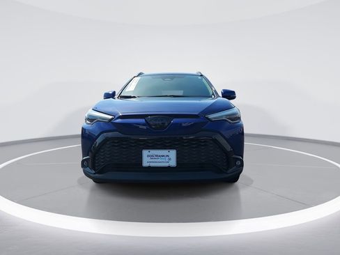 Used 2023 Toyota Corolla Cross AWD Hybrid w/ Convenience Package image 3