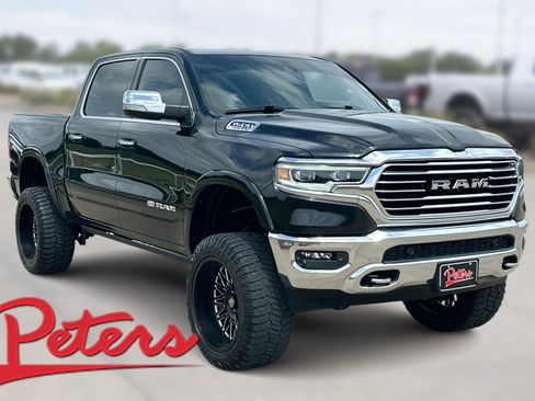 Used 2022 RAM 1500 Limited AWD/4WD image 1