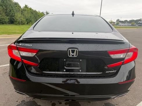 Used 2022 Honda Accord Sport image 6