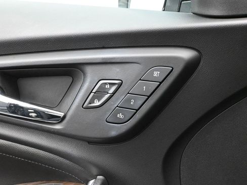 Used 2017 Chevrolet Malibu Premier w/ Premier Sun and Wheel Package image 32