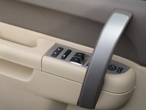 Used 2014 GMC Sierra 2500 SLE image 28