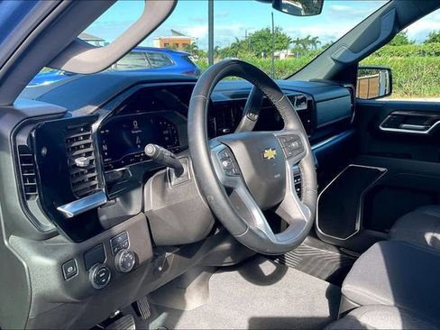 Used 2024 Chevrolet Silverado 1500 LT RWD image 14