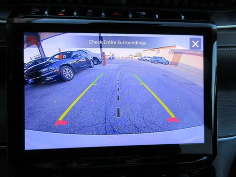 Used 2023 Jeep Grand Cherokee L Limited w/ Trailer Tow Group (B) image 18