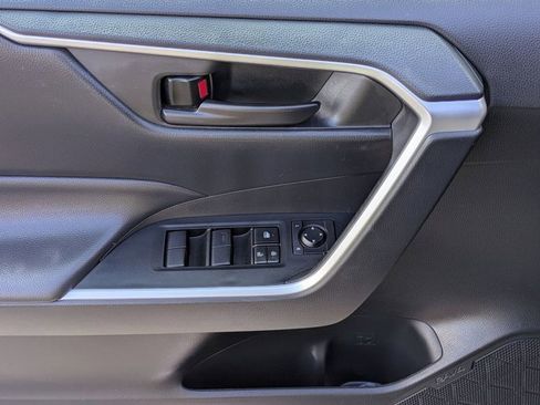 Used 2024 Toyota RAV4 LE image 18