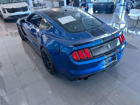 Used 2017 Ford Mustang Shelby GT350 image 5