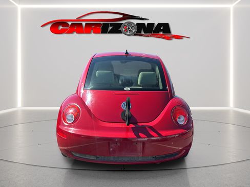 Used 2010 Volkswagen Beetle Coupe FWD image 7