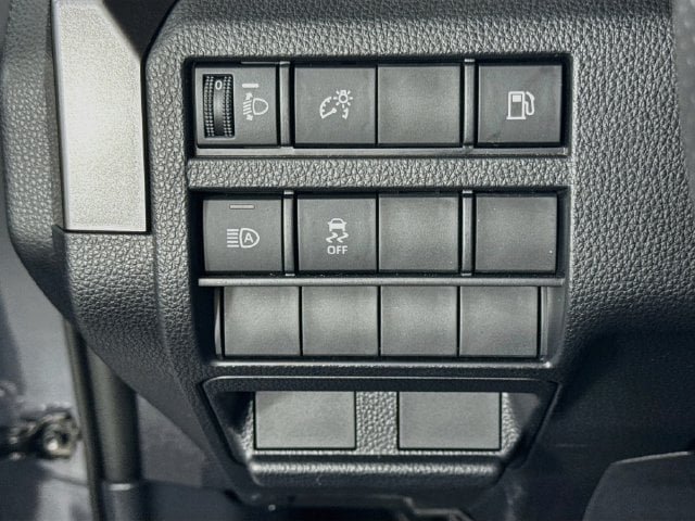 Certified 2026 Toyota 4Runner SR5 AWD/4WD image 11