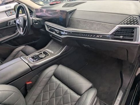 Used 2023 BMW X7 xDrive40i w/ Premium Package AWD/4WD image 20