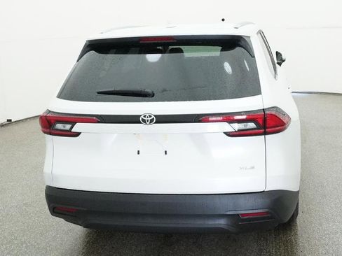 New 2026 Toyota Grand Highlander XLE image 53