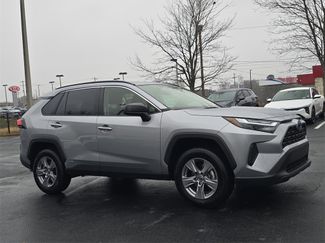 Used 2023 Toyota RAV4 LE video 1
