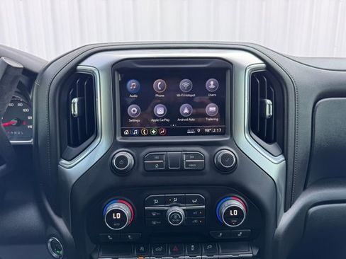 Used 2019 Chevrolet Silverado 1500 LT w/ Texas Edition image 4