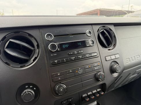 Used 2014 Ford F450 XL w/ Power Equipment Group AWD/4WD image 12