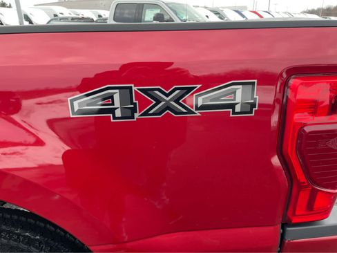 Used 2022 Ford F250 Lariat w/ Black Appearance Package image 11