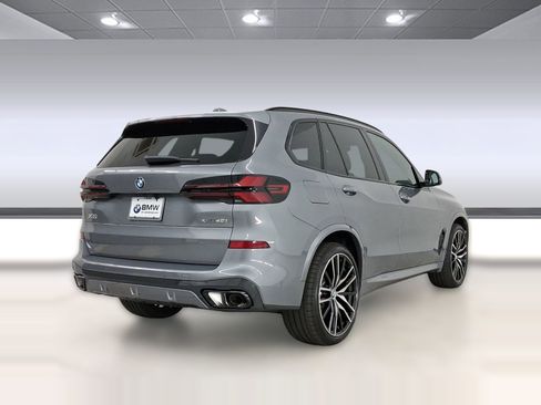 New 2026 BMW X5 xDrive40i w/ M Sport Package image 9