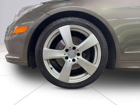 Used 2013 Mercedes-Benz E 350 4MATIC Coupe image 61