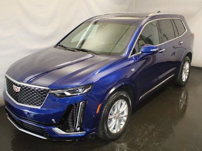 New 2025 Cadillac XT6 Luxury