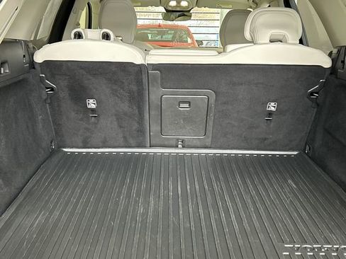 Certified 2023 Volvo XC60 B5 Plus w/ Climate Package image 27