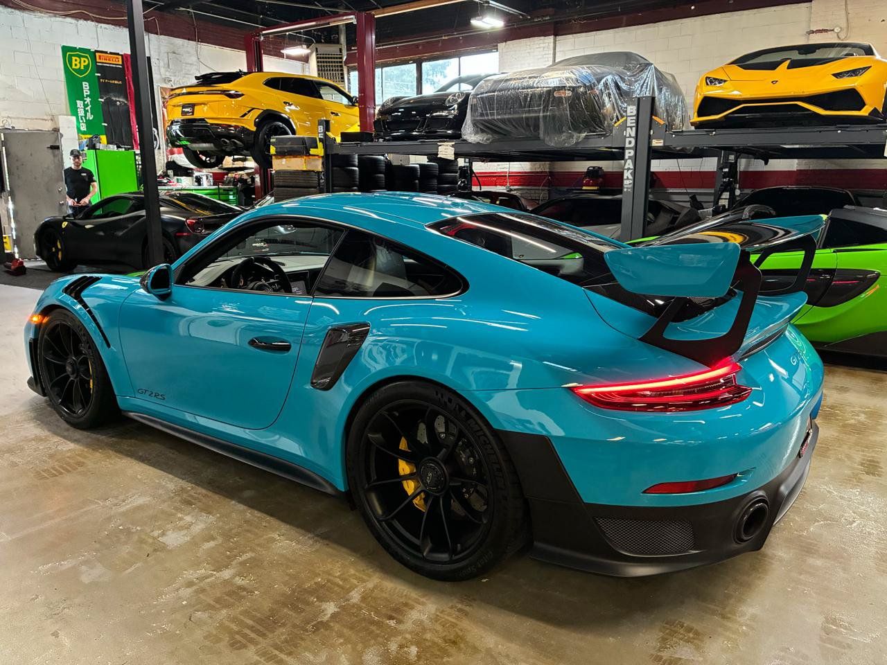 Used 2018 Porsche 911 GT2 RS RWD image 13