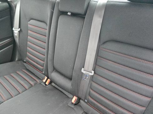 Used 2015 Ford Fusion SE image 24