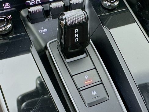 Certified 2020 Porsche 911 Carrera RWD image 18