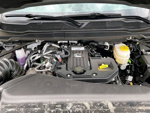 New 2026 RAM 2500 Laramie w/ Night Edition AWD/4WD image 37