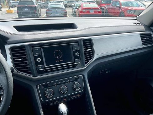 Used 2018 Volkswagen Atlas S AWD/4WD image 6