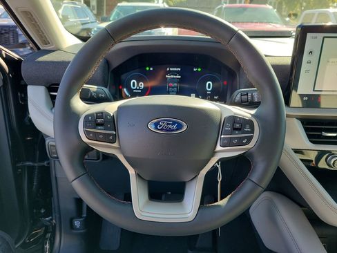 New 2026 Ford Explorer Active w/ Active Comfort Package image 22
