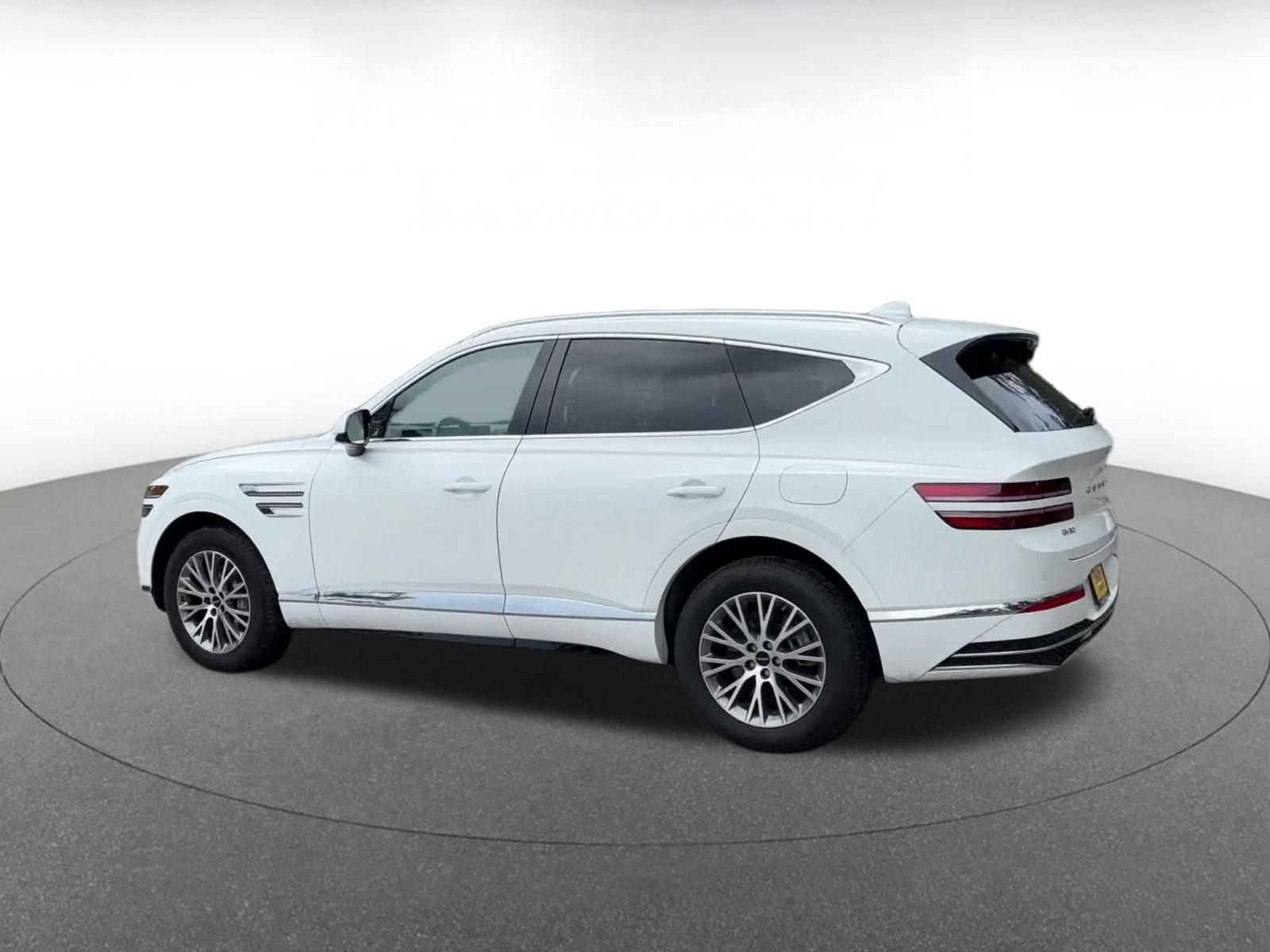 Used 2026 Genesis GV80 2.5T AWD/4WD image 9