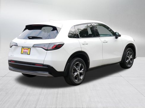Certified 2024 Honda HR-V EX-L image 7