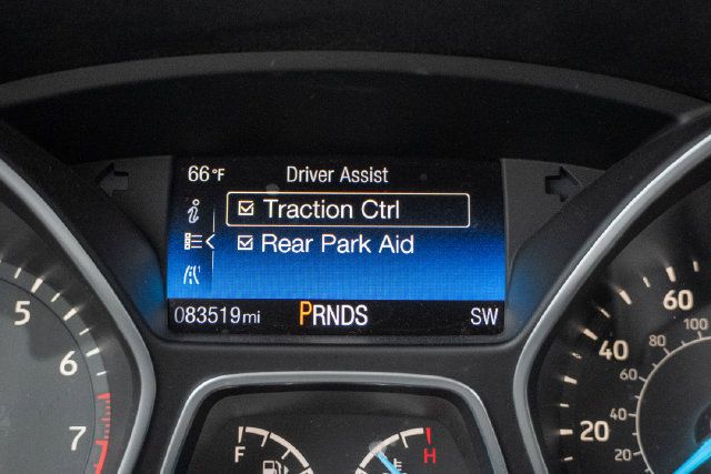 Used 2017 Ford Focus Titanium FWD image 44