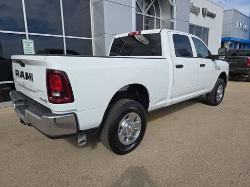 Used 2025 RAM 2500 Tradesman w/ Chrome Appearance Group image 8