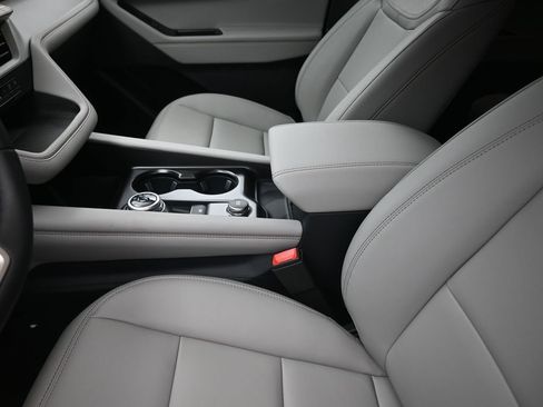 New 2026 Ford Explorer Active RWD image 21