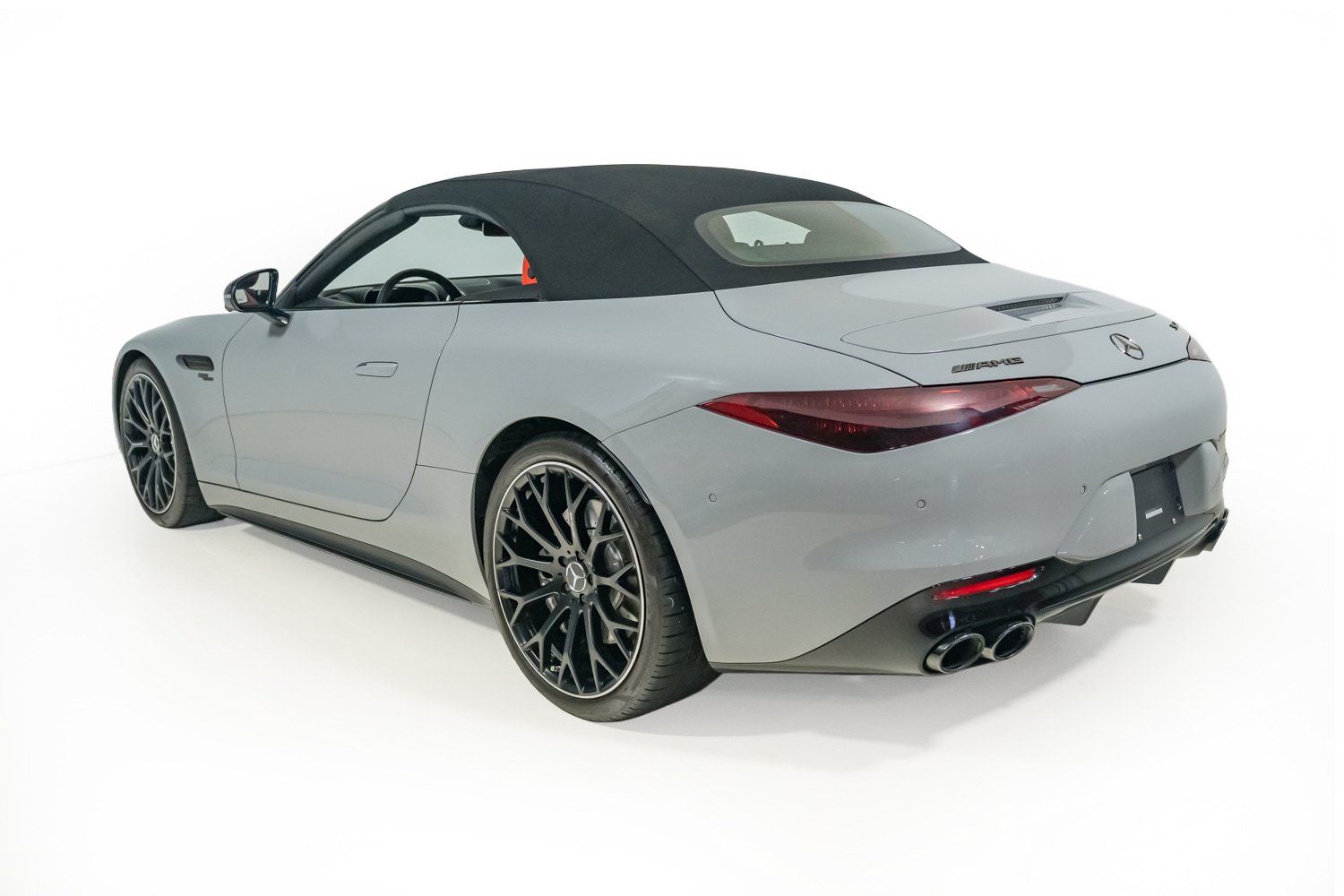Used 2025 Mercedes-Benz SL 43 AMG w/ Driver Assistance Package image 4