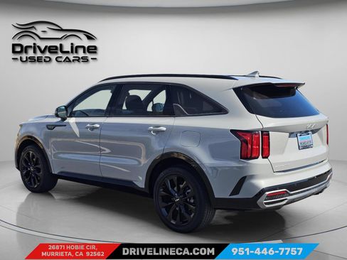 Used 2023 Kia Sorento SX FWD image 10