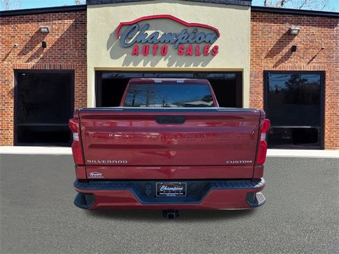 Used 2022 Chevrolet Silverado 1500 Custom w/ Safety Confidence Package image 6