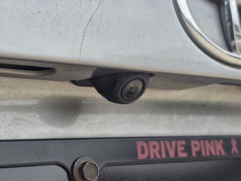 Used 2020 Toyota RAV4 XLE image 11