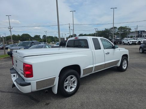 Used 2011 Dodge Dakota Big Horn RWD image 4