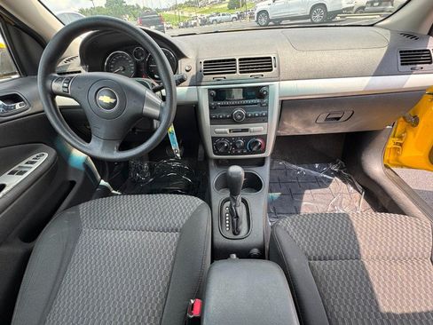 Used 2009 Chevrolet Cobalt LT w/ Preferred Equipment Group FWD image 12
