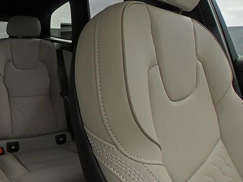 New 2026 Volvo XC60 T8 Plus w/ Protection Package Premier AWD/4WD image 30