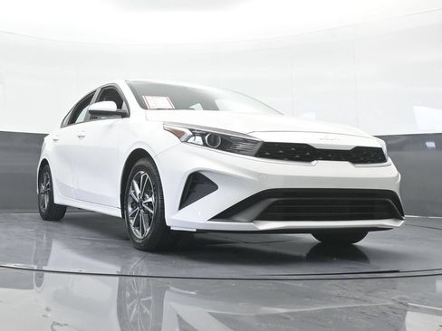 Used 2023 Kia Forte LXS FWD image 57