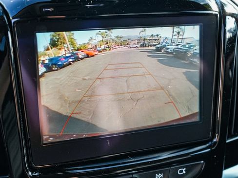 Used 2019 Chevrolet Traverse LT FWD image 22