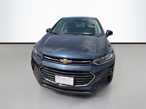 Used 2019 Chevrolet Trax LS w/ LPO, Protection Package AWD/4WD image 2