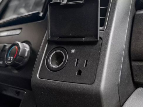 Used 2020 Ford F550 4x4 Regular Cab Super Duty image 32