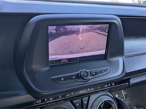 Used 2023 Chevrolet Camaro LT image 18